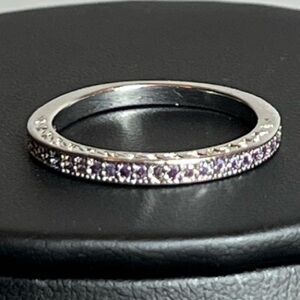 Gorgeous purple band ring
